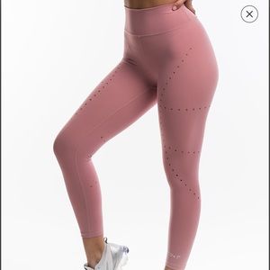 NWT ECHT leggings size S